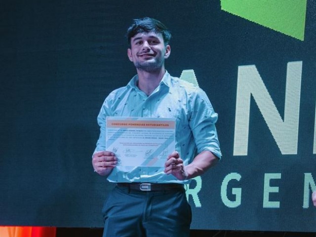 Ingeniero olavarriense fue premiado en dos congresos